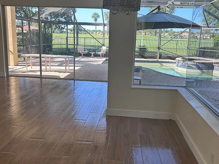 8992 Lakes Blvd — Photo 24