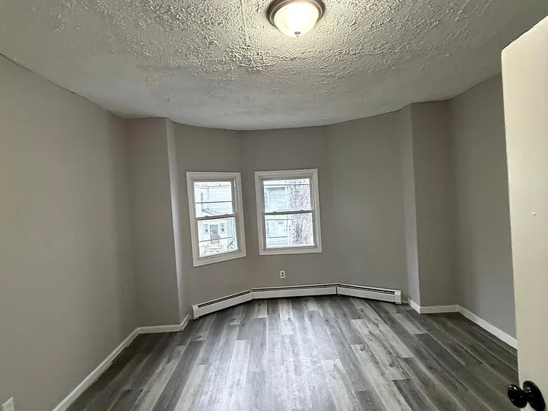 56 N 18th St #2 — Photo 2