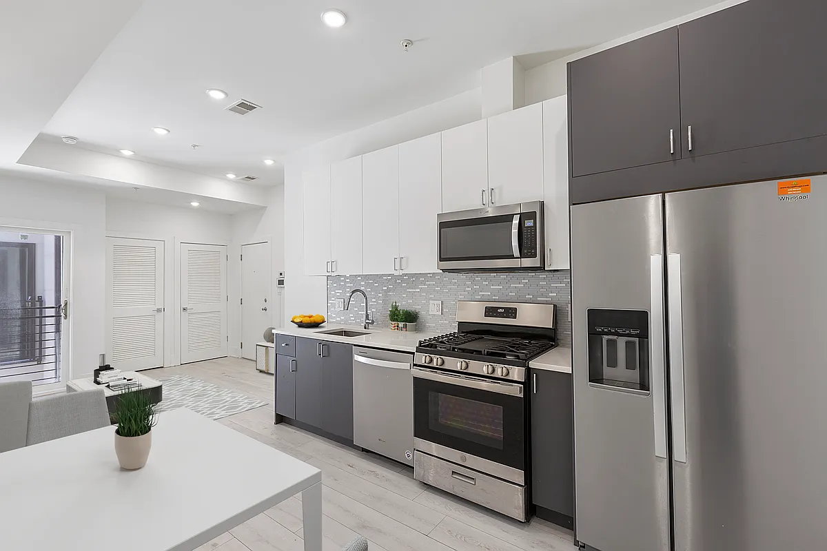 Building Photo - 1202 Longfellow St NW #3