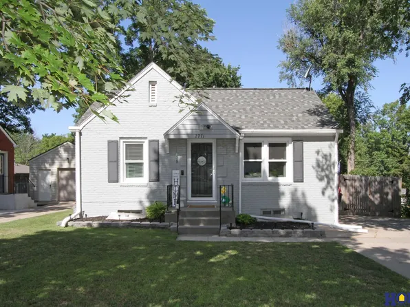 2771 S 34th St, Lincoln, NE 68506
