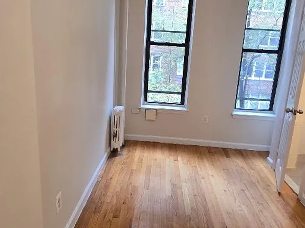 528 East 83rd Street image 6 of 17