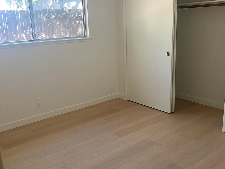 1214 Halifax Ave — Photo 10