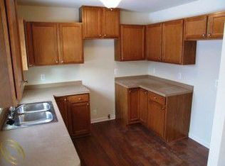 8226 Allen Rd, Clarkston, MI 48348