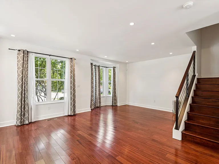 3521 Reserve Dr — Photo 35