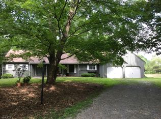 208 Lambertville Hq Rd, Stockton, NJ 08559