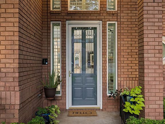 3rd image of 5617 Hunterwood Ln