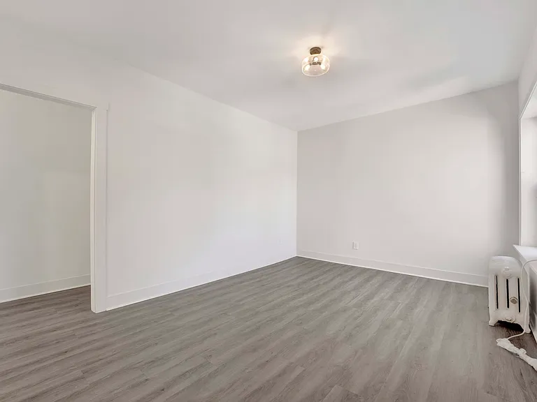 6405 N Wayne Ave #3 — Photo 4