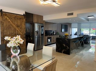 350 Grapetree Dr APT 415, Key Biscayne, FL 33149