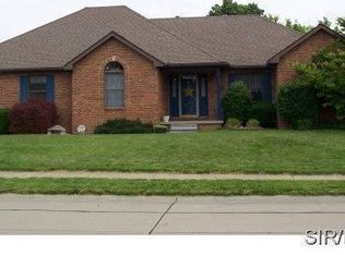 951 Ivy Ct, Troy, IL 62294