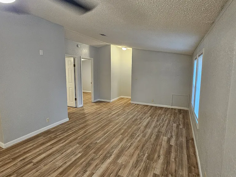 12934 Back Bay Ave — Photo 8