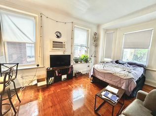 1115 Spruce St APT 2B, Philadelphia, PA 19107