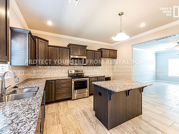 5th image of 505 W Laurel Ave