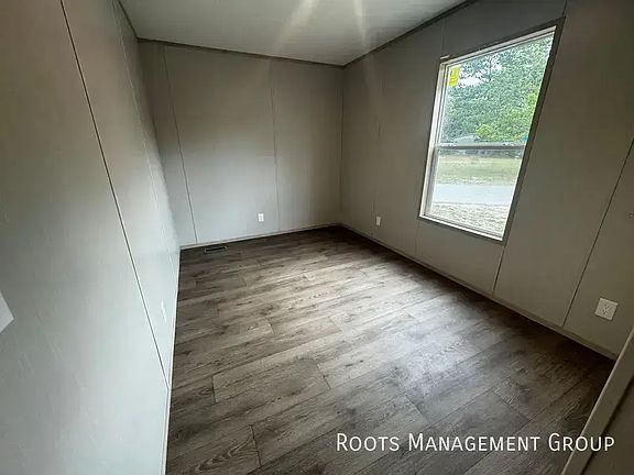 4th image of 141 Kelly Creek St #141K