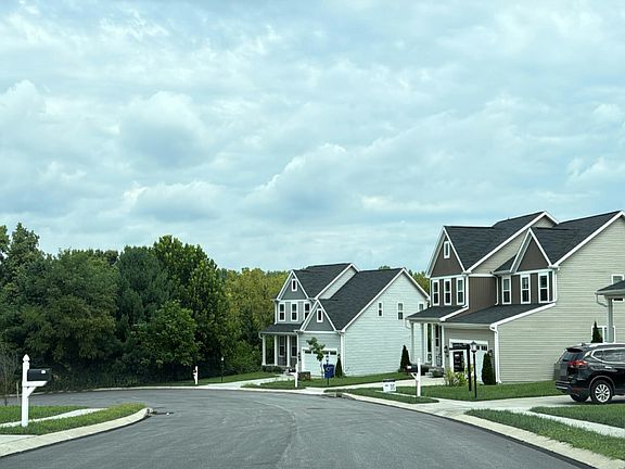 4th image of 440 Hickory Ridge Cir