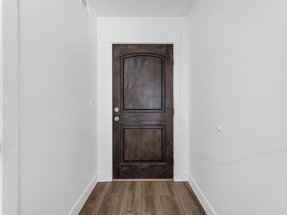 4th image of 1780 N Belvedere Way W