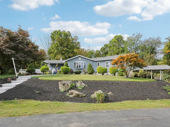 9 Hedges Road, Warwick, NY 10990