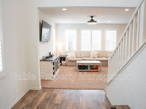 4th image of 28358 Floret Ln