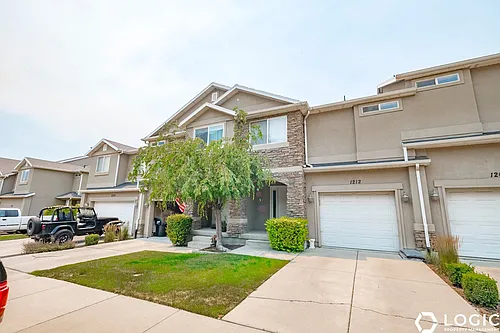 1212 S 1410 E Photo 1