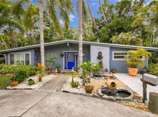 2413 Randa Blvd, Sarasota, FL 34235