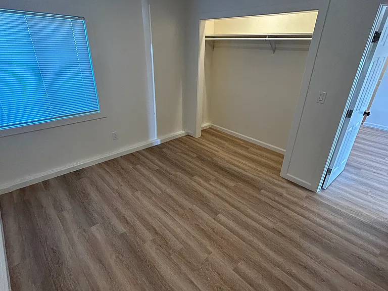 10999 Palm St #A — Photo 6