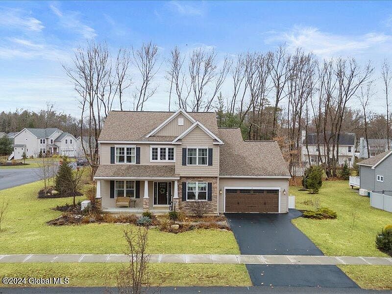 2nd image of 11 Copper Ridge Drive