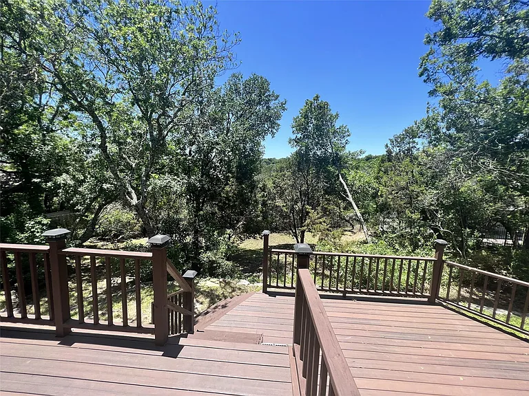 9405 Ashton Rdg — Photo 19
