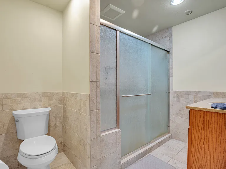 5550 SE Foxfire St — Photo 14