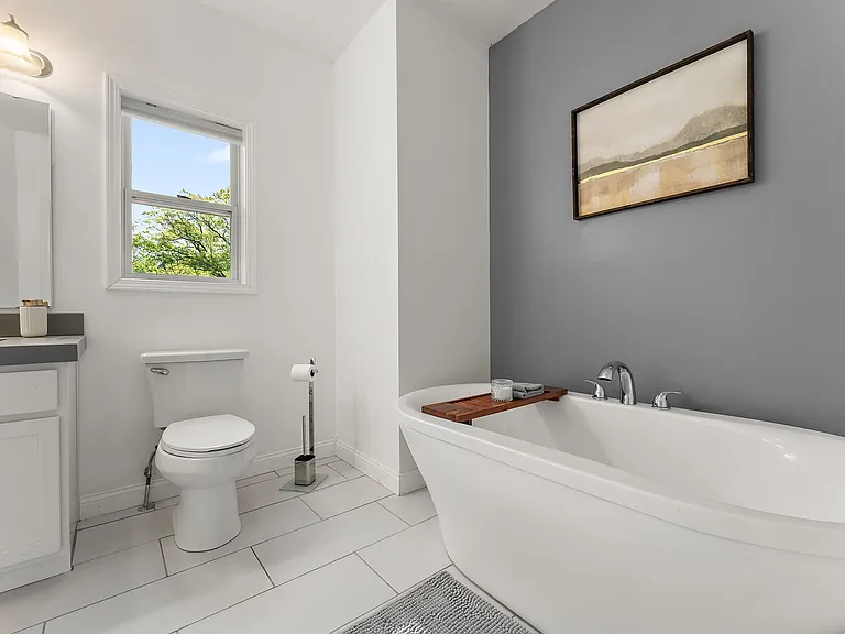 207 Twilight Dr — Photo 16