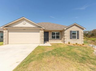 1200 Cowbell St, Conway, AR 72034