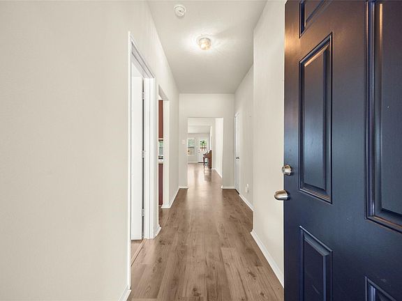 4th image of 16799 Accolade Way
