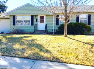 470 Idaho Ave E, Saint Paul, MN 55130