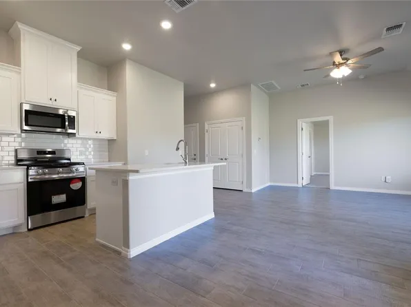 13125 NE 9th St, Choctaw, OK 73020