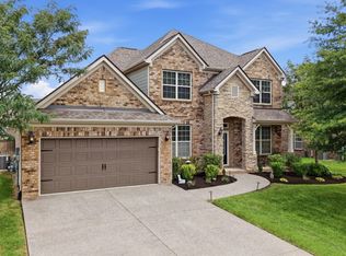 1045 Brixworth Dr, Thompsons Station, TN 37179