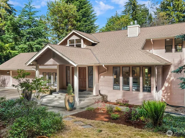 22808 105th Avenue SW, Vashon, WA 98070