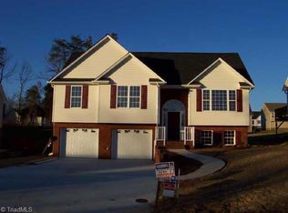 51 Dar Ridge Park, Winston Salem, NC 27127