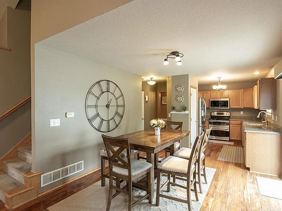 4th image of 3109 SW Townpark Dr