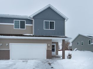 2263 35th Street Cir S, Moorhead, MN 56560