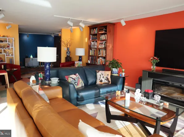 2401 Pennsylvania Ave APT 20B35, Philadelphia, PA 19130