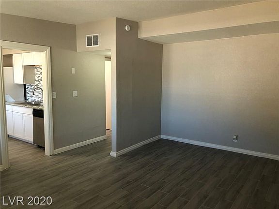 2nd image of 3719 Lanai Ave