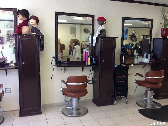 2nd image of 58A Guy Lombardo Ave