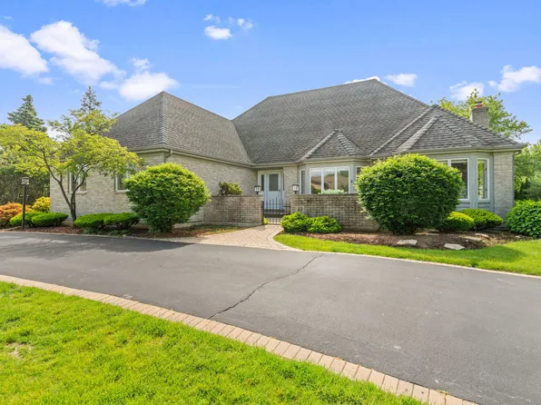 13 Glenoble Ct, Oak Brook, IL 60523