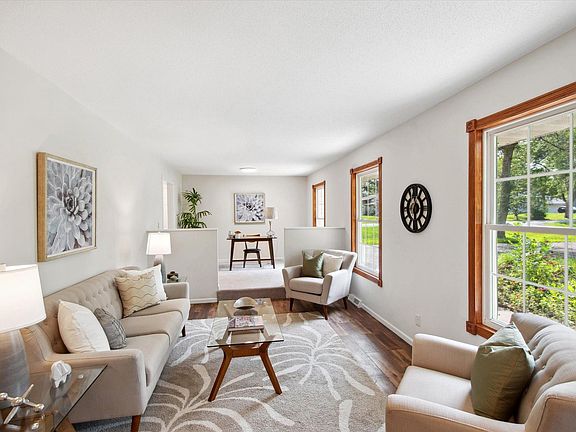 4th image of 21670 Healy Avenue Cir N