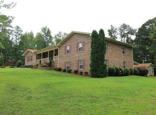 787 Pine Needle Rd, Hampton, GA 30228