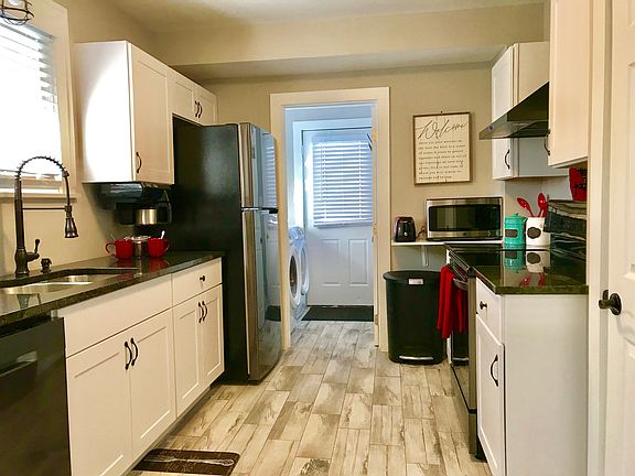 Ultra Modern Kitchen