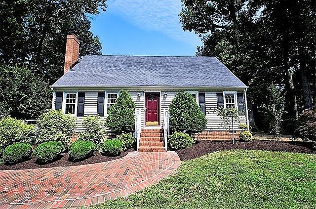 1st image of 3420 Castlebury Dr