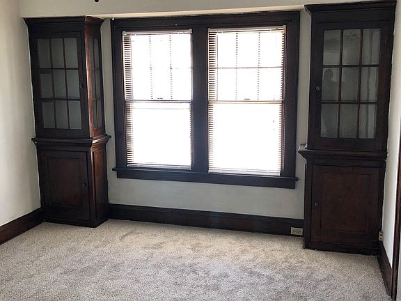 5th image of 2177 Wyandotte Ave