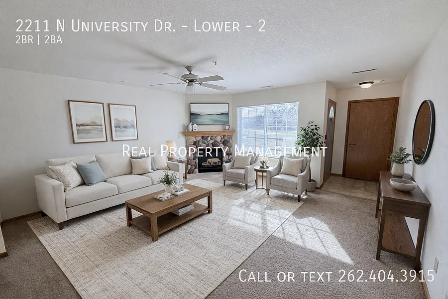 Building Photo - 2211 University Dr #2