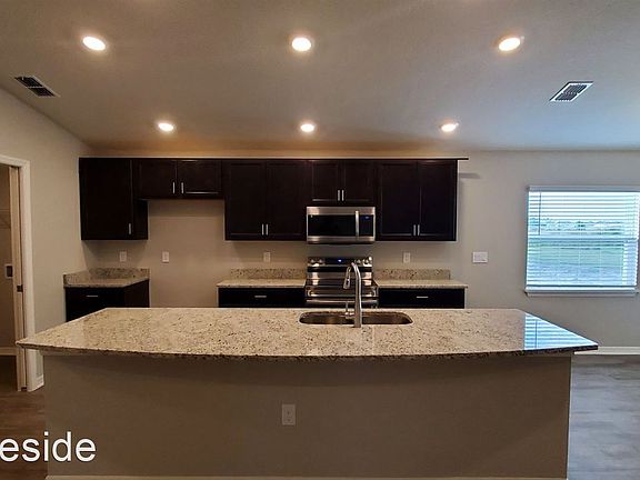 5th image of 2643 San Marcos Dr