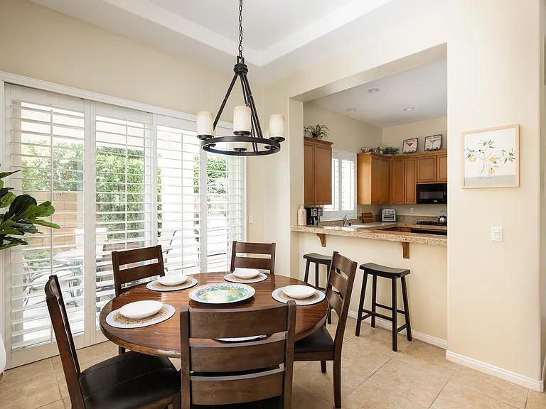 Dining Table/ Kitchen