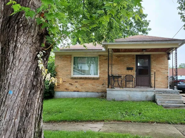 1105 Cora St NW, Grand Rapids, MI 49504